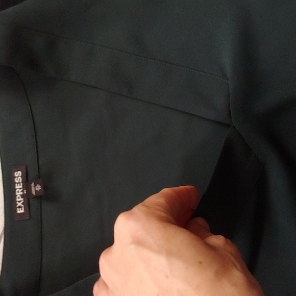 EXPRESS FACTORY EVERGREEN POPOVER BLOUSE - Picture 5 of 10